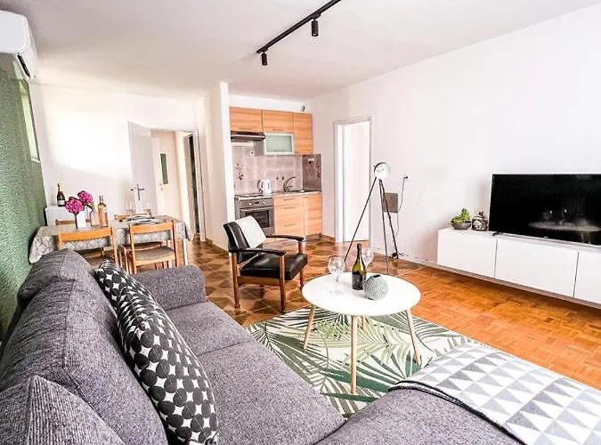 Apartments Valerian
